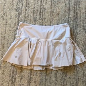 Lululemon tennis skirt white